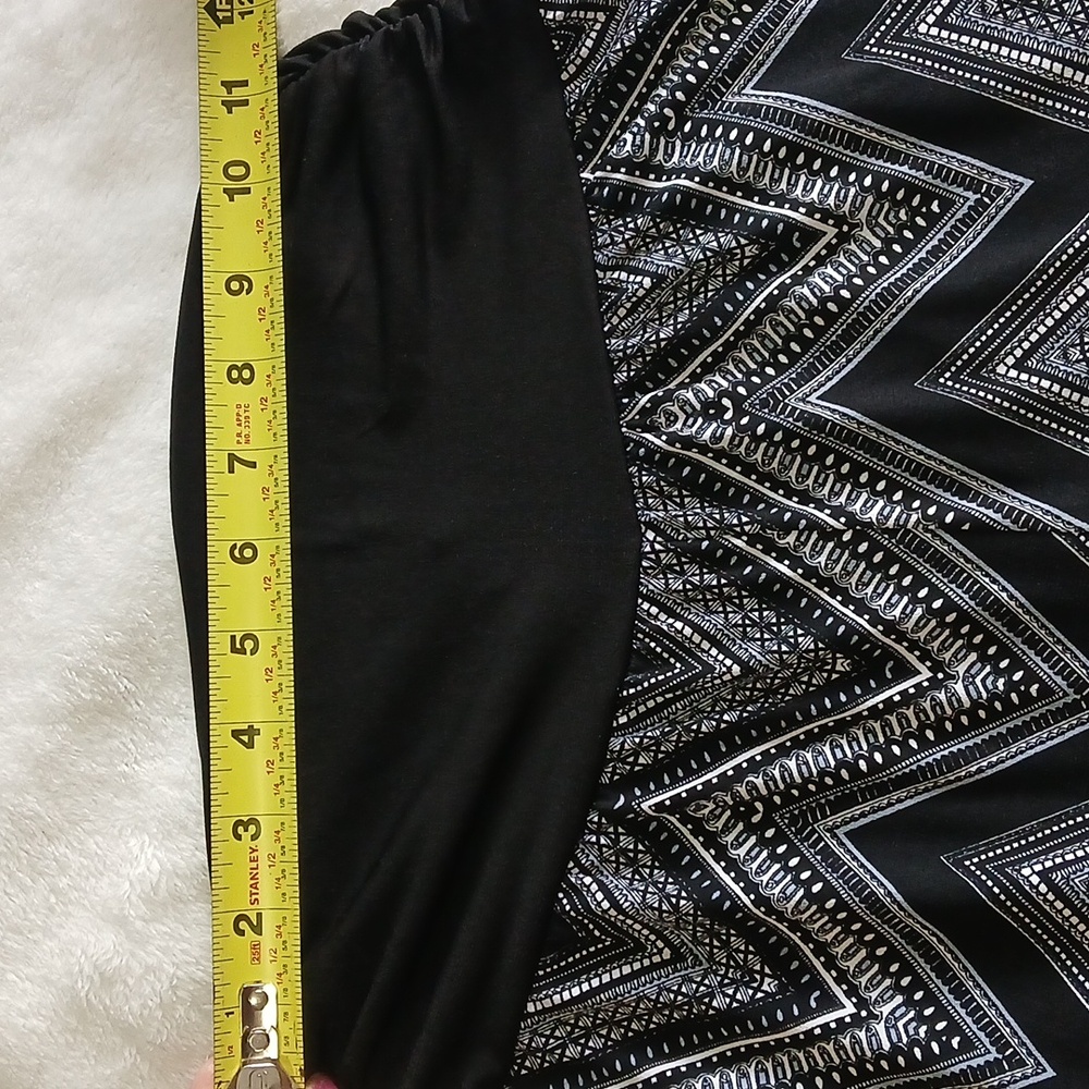 Apt. 9 Black and White Chevron Pants - Picture 6 of 8
